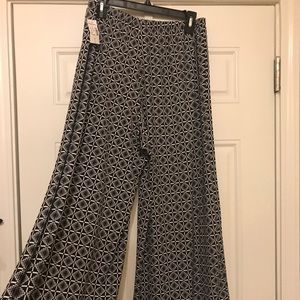 Roz & Ali Palazzo Pants